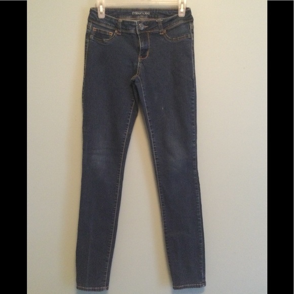 Maurices jeans - Picture 1 of 6